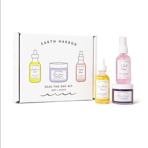Earth Harbor Seas the Day Kit